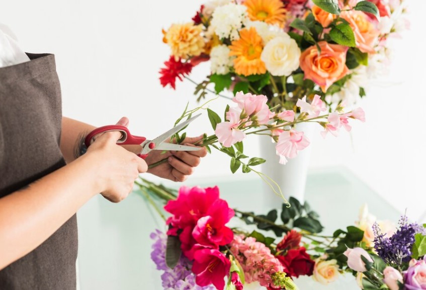 Arrange Flowers Like a Professional